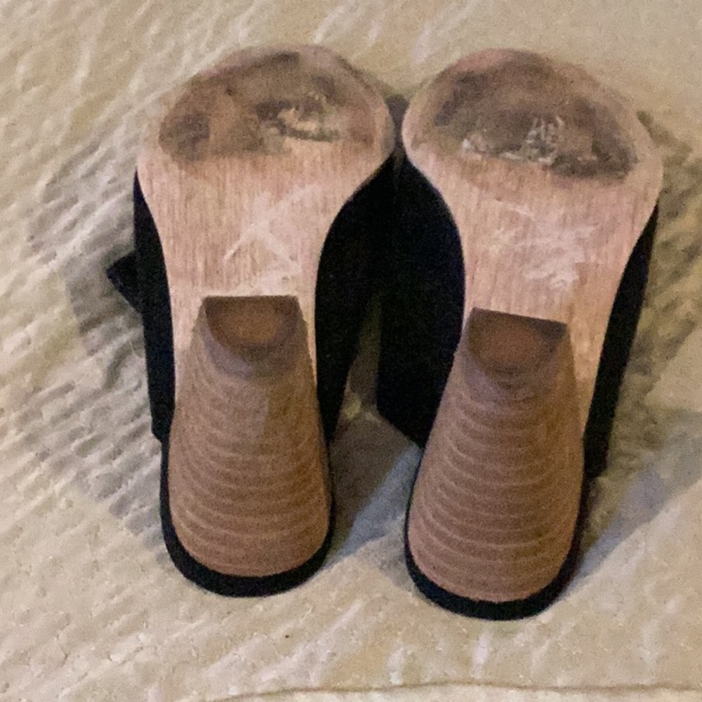 Boutique by Corky’s Haisley Black Faux Suede Mule Boot - Picture 6 of 7